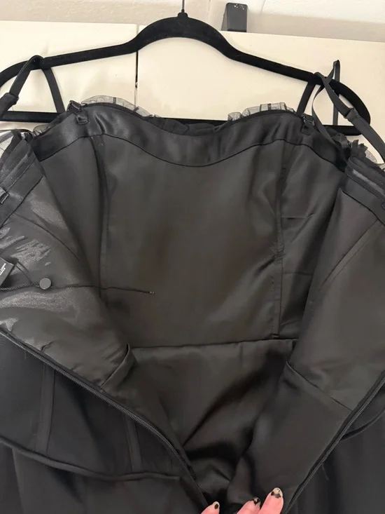 White House Black Market Black Satin Corset Maxi Dress Lace Trim Size 6 - Picture 12 of 12